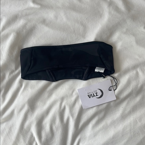 Zyia Active Black Headband - Picture 2 of 5